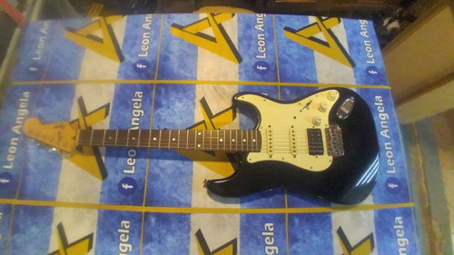 Guitarra Squier Stratocaster Korea  Permuto