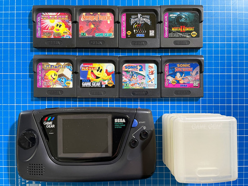Consola Sega Game Gear Con 11 Juegos Y 8 Estuches