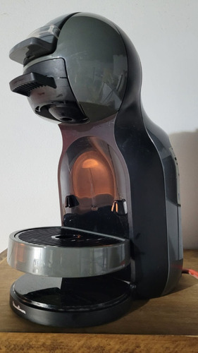 Cafetera Nescafé Dolce Gusto Mini Me + Soporte De Cápsulas