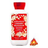 Japanese Cherry Blossom Crema Líquida Bath & Body Works
