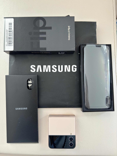 Samsung Galaxy Z Flip 4 Con Detalle - Pink Gold - 256 Gb
