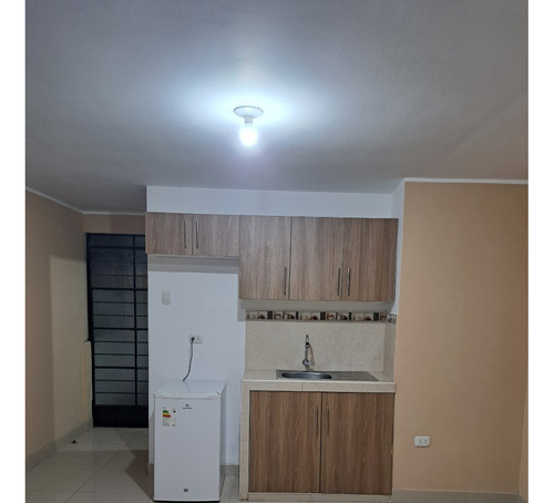 Lindo Departamento En Los Olivos Cerca A Plaza Norte - Imagen 3