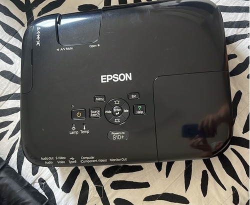 Projetor Epson Powerlite S10+ Usb Vga 2600lms