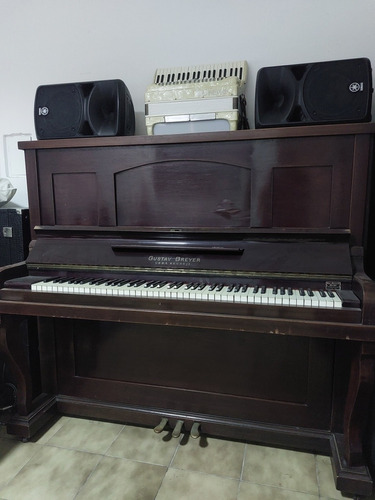 Piano Gustav Breyer