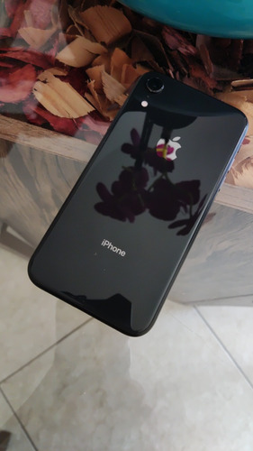 iPhone XR 64 Bateria 86%