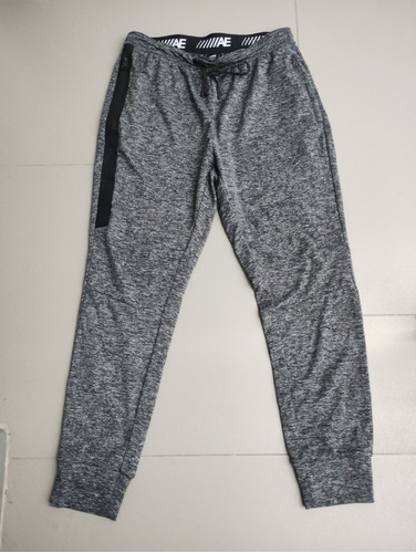 Jogger American Eagle Talle M Gris Oscuro