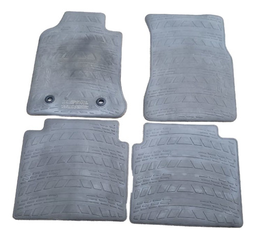 Cubre Alfombras Toyota Hilux Sw4 Originales!!!