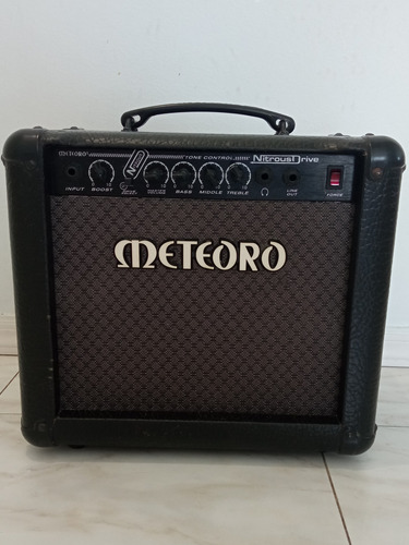 Amplificador Meteoro Nitrousdrive 15w