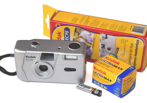 Rollo Kodak Ultra De 36 Exp. Con Cámara Compacta Manual 