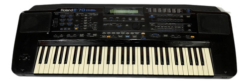 Teclado Roland E-70 Synthesizer Midi 61 Teclas - Usado!