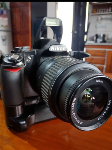 Nikon D3100 + Grip