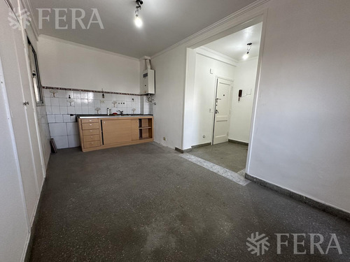 Venta De Departamento 2 Ambientes En Wilde Centro