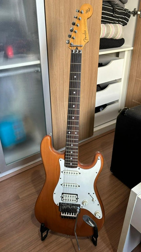 Fender Stratocaster Japonesa Com Floyd Rose