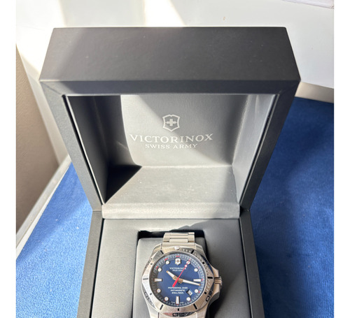 Reloj Victorinox I.n.o.x. Professional Diver Azul