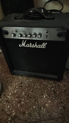 Amplificador Marshall Mg15cf 