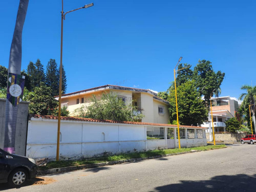 Casa Comercial En Alquiler En La Viña, Este Potencial Inmueble Se Ubica En Esquina De Una Avenidas Principal De Alto Tráfico, Punto Comercial Con Mucha Visibilidad. Tambien En Venta Ref. 900.000 Gf - Imagen 2