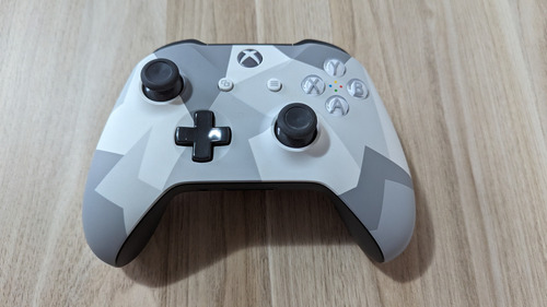 Controle Original Microsoft Xbox One Winter Forces