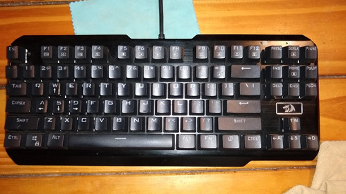 Teclado Mecanico Redragon Usas K553 Switcjes Otemu Blue