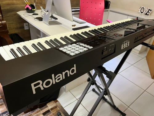 Teclado Roland Fa 08 Workstation Sintetizador 88 Teclas 