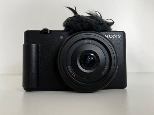 Câmera Sony Zv-1f Black | Seminova | Tripé Ulanzi De Brinde