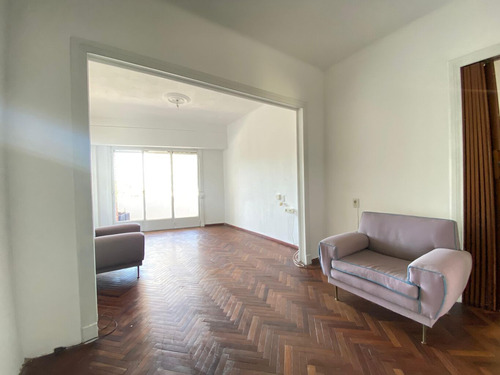 Alquiler Apartamento 2 Dormitorios Con Terraza En Parque Batlle - Imagen 2