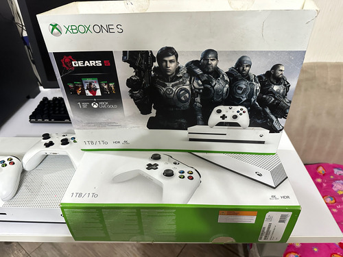 Xbox One S 1t Dos Controles