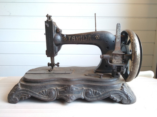 Maquina De Costura Clemens Muller Dresden Nº 650 (relíquia) 