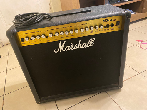 Amplificador Marshall Mg100dfx