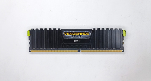 Corsair Vengeance Lpx 8gb (1x8gb) Ram Ddr4 Dram 3000mhz C15