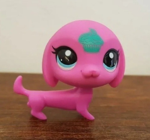 Littlest Pet Shop Dachshund Cup Cake