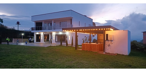 Vendo Finca De Lujo En Marinilla Alto Del Mercado 1.500 Mts Ch - Imagen 2