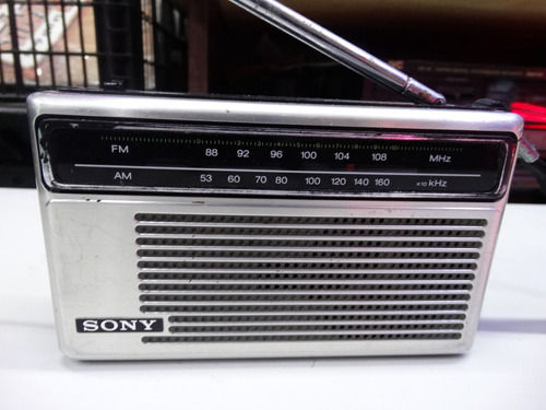 Radio De Transistores Sony Tfm-6150w Leer Descripcion