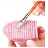 Limpia Brochas Limpiador De Maquillaje Brushegg, Color Rosa