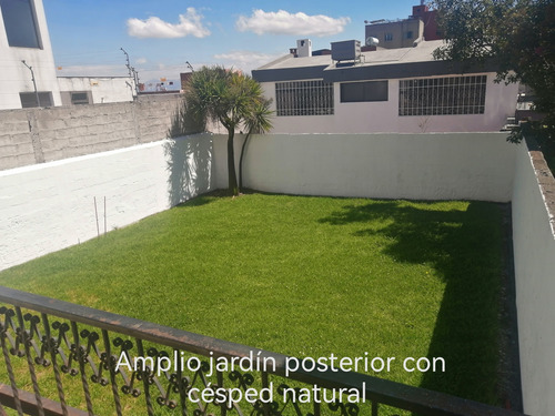 Casa Grande Independiente, Hermosa, Amplia, 3 Dormitorios, Estudio, Sala De Estar, Chimenea Que Si Funciona Bien, Patios Delantero Y Posterior Amplios Con Césped Natural Y Árboles, 3 Estacionamientos. - Imagen 3