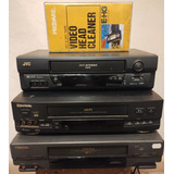 Três Vídeos Cassette Recorder