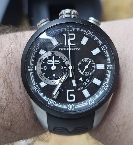 Reloj Bomberg Bolt 68