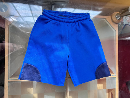 Short Azul Niño Talle 8