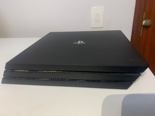 Console Playstation 4 - Pro 1 Tb - Preto