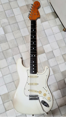 Guitarra Fender Stratocaster Japan / White 1966 Shoreline 