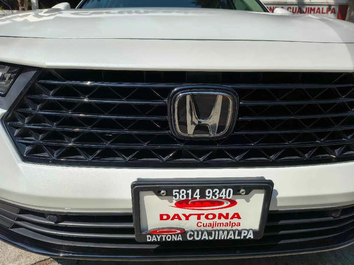 Honda Accord 2023 - Imagen 10