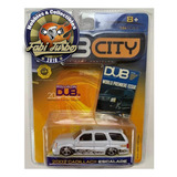 Jada Dub City 2002 Cadillac Escalade Branca
