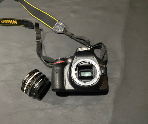 Camara Nikon D5200 