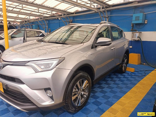 Toyota Rav4 Street  2000cc At Aa