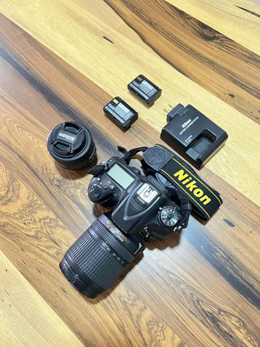 Cámara Nikon D7100 (lente 18-140+35mm)
