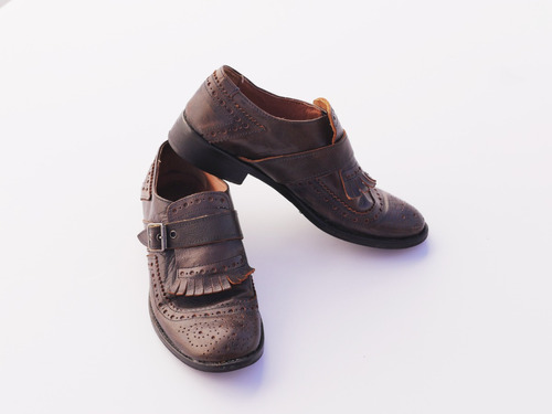 Zapatos Italianos Wing Tip En Cuero Talla 35 Clásicos