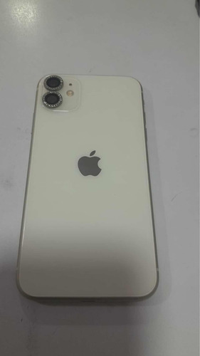 Celular iPhone 11