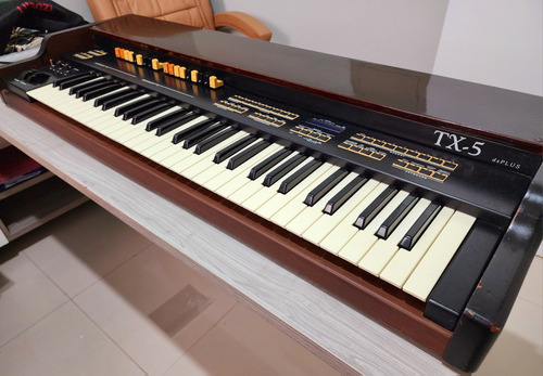 Órgão Tokai Tx-5 Plus (não Nord, Korg, Hammond, Rhodes)