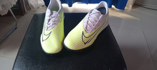 Botines Futbol 5 Nike Phanton