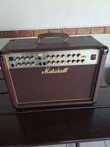 Amplificador Marshall Ar80s C/case