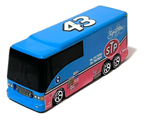 Hot Wheels Racing Nascar Luxury Rides Richard Petty 2002 Bus